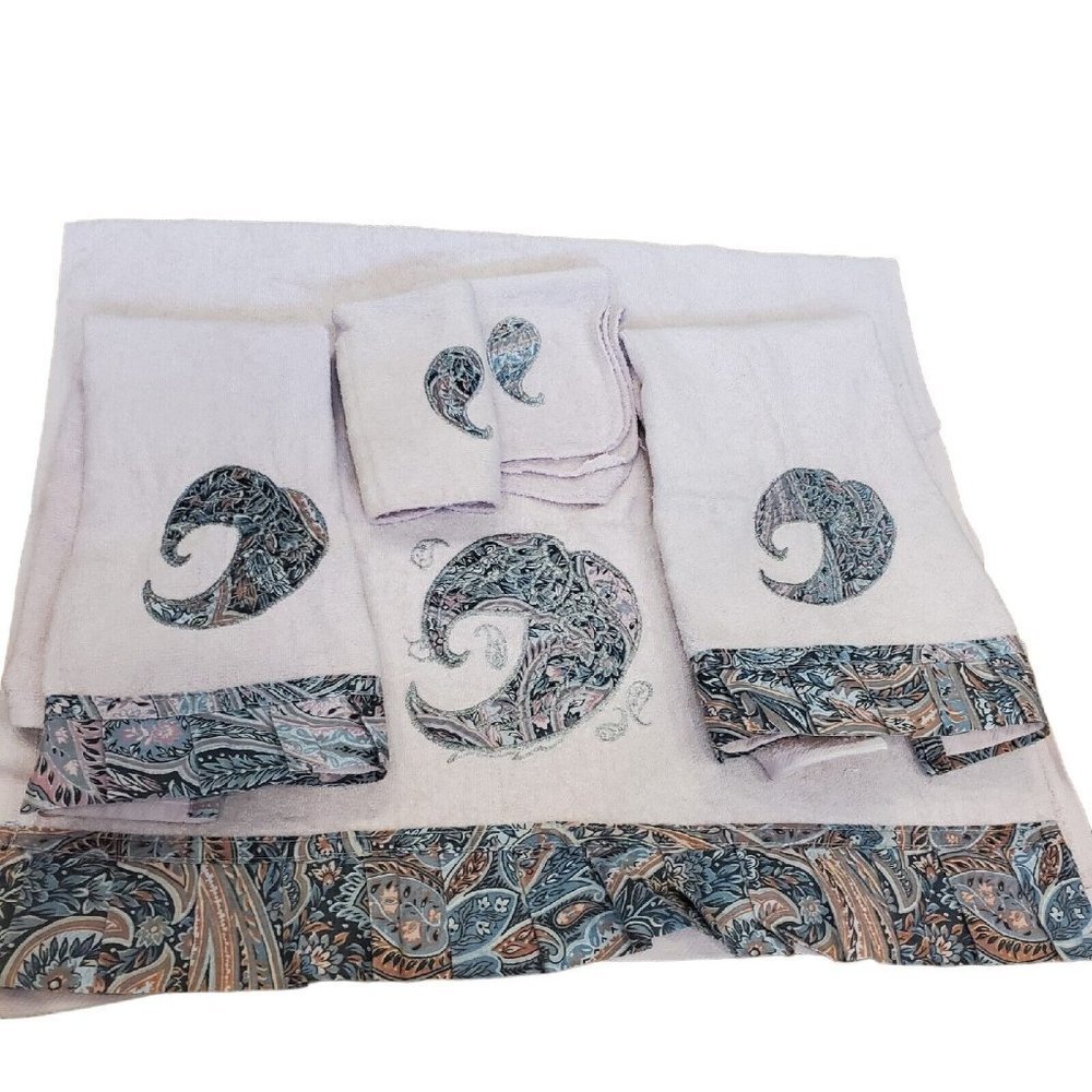 Vintage 80s Light Pink Paisley Pleated Trim Bath Towel Set‎ Shabby Chic 5 Pc Set